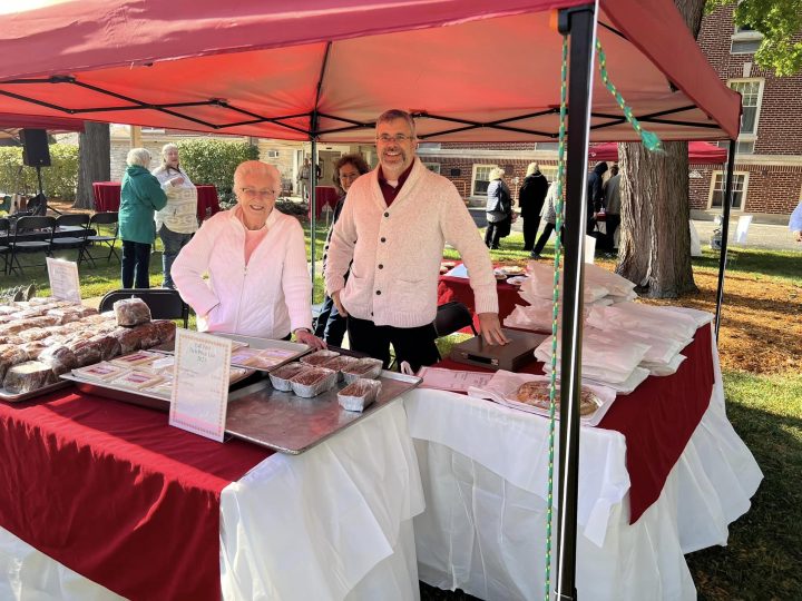 Fall-Fest-2023-Bakery-Deli-Close-Up